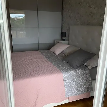 Maj Apartman *