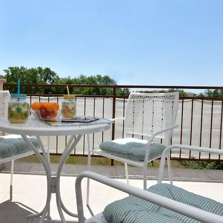 Apartman Maj